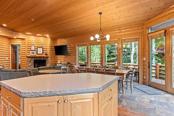 Abode at Snow Cloud, hot tub, pool table, lower Deer Valley