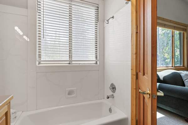 Abode at Snow Cloud, hot tub, pool table, lower Deer Valley