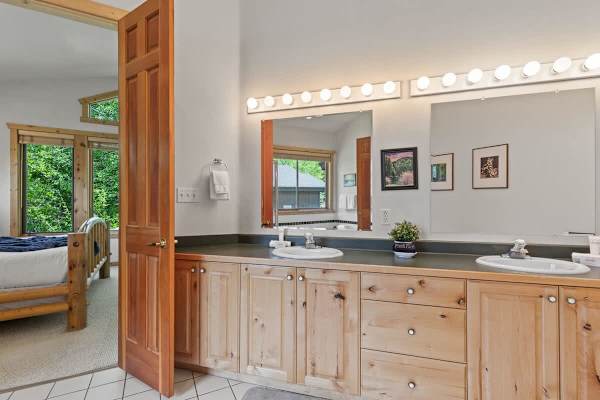 Abode at Snow Cloud, hot tub, pool table, lower Deer Valley