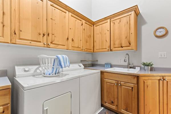 Abode at Snow Cloud, hot tub, pool table, lower Deer Valley
