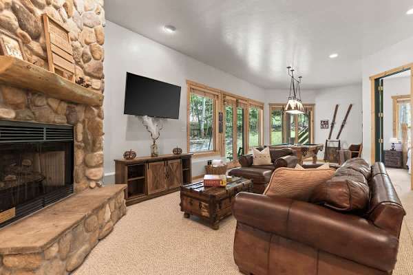 Abode at Snow Cloud, hot tub, pool table, lower Deer Valley