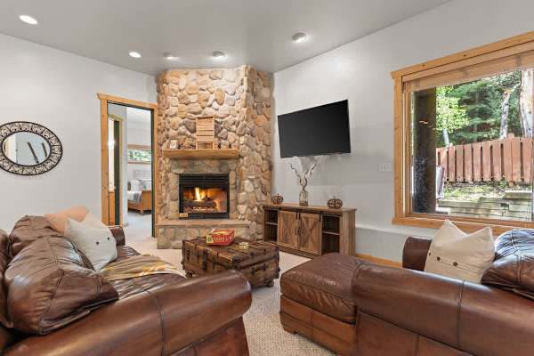 Abode at Snow Cloud, hot tub, pool table, lower Deer Valley