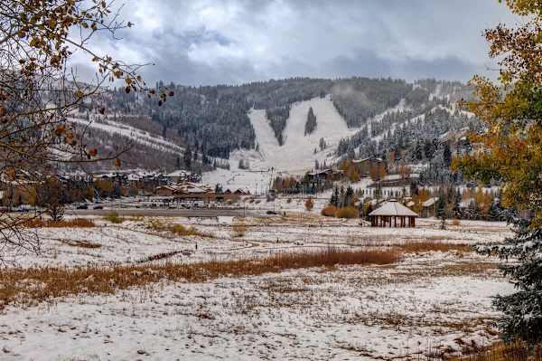 Abode at Bristlecone, private hot tub, direct views of Deer Valley