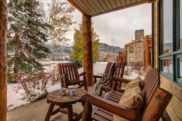 Abode at Bristlecone, private hot tub, direct views of Deer Valley