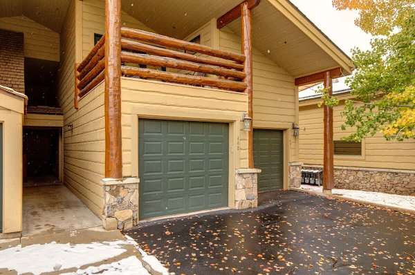 Abode at Bristlecone, private hot tub, direct views of Deer Valley