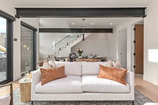 Abode at White Owl, ski-in, private hot tub, mountain retreat