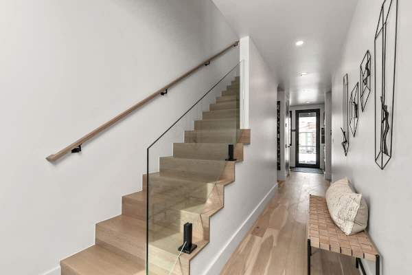 Abode at White Owl, ski-in, private hot tub, mountain retreat