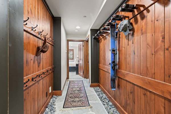 Abode at Slopeside Deer Valley, ski-in/ski-out, hot tub, resort access