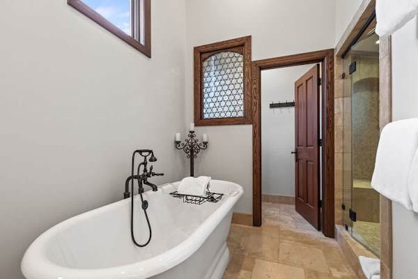 Abode at Slopeside Deer Valley, ski-in/ski-out, hot tub, resort access