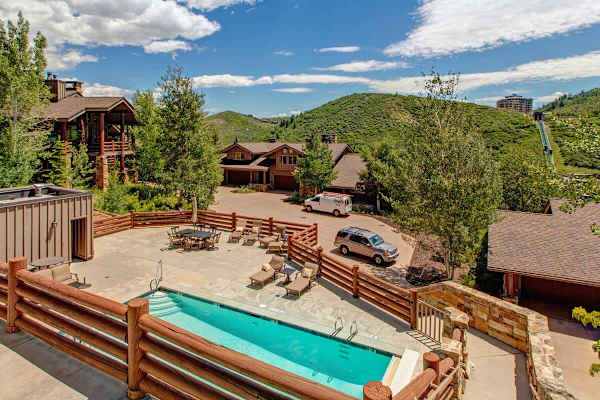 Abode at Slopeside Deer Valley, ski-in/ski-out, hot tub, resort access