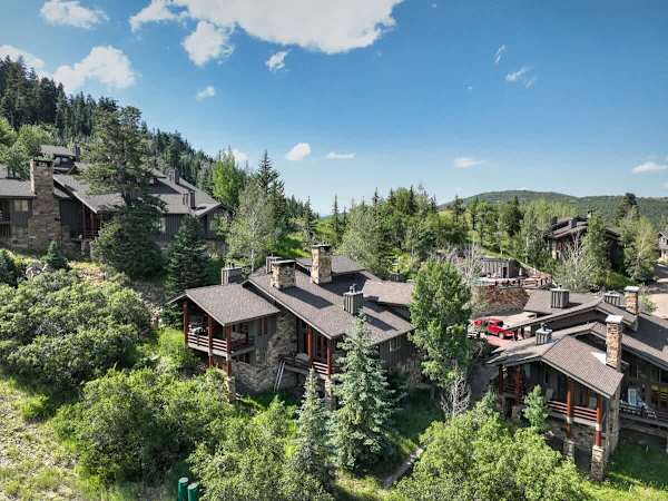 Abode at Slopeside Deer Valley, ski-in/ski-out, hot tub, resort access