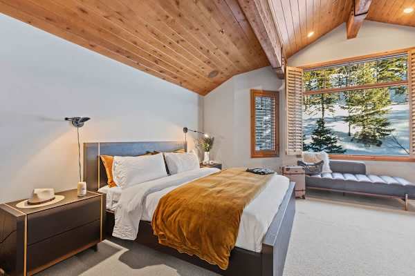 Abode at Wasatch Hollow, private hot tub, sound system, retreat