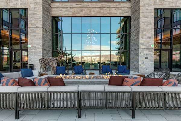 Abode at Deer Valley East, hot tub, pool, resort access, Deer Valley
