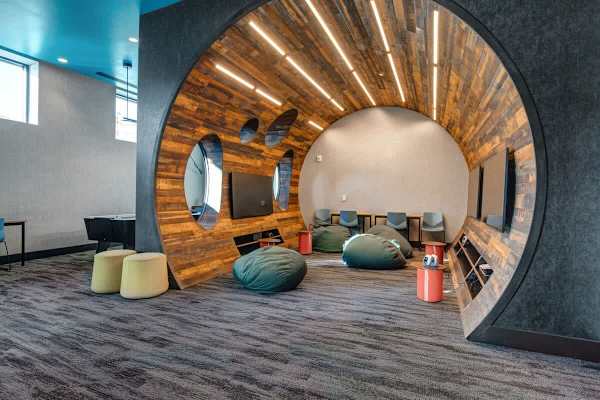 Abode at Deer Valley East, hot tub, pool, resort access, Deer Valley