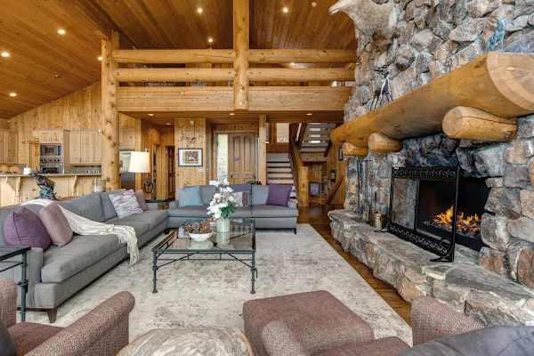 Abode at American Flag, private hot tub, sauna, panoramic views