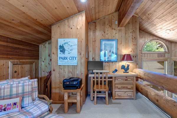 Abode at American Flag, private hot tub, sauna, panoramic views