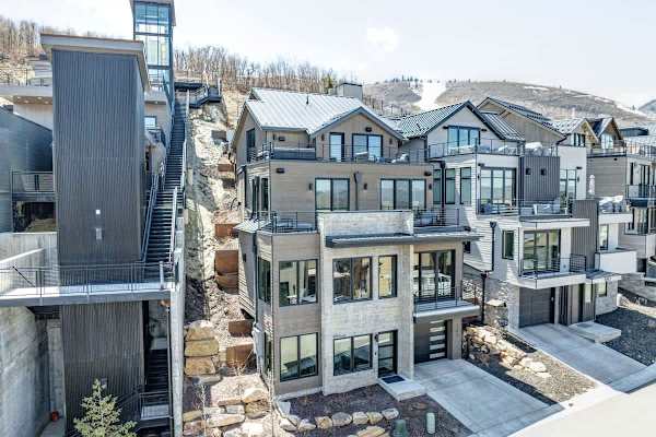 Abode at Powder King, ski-in/ski-out, hot tub, fire pit, PCMR