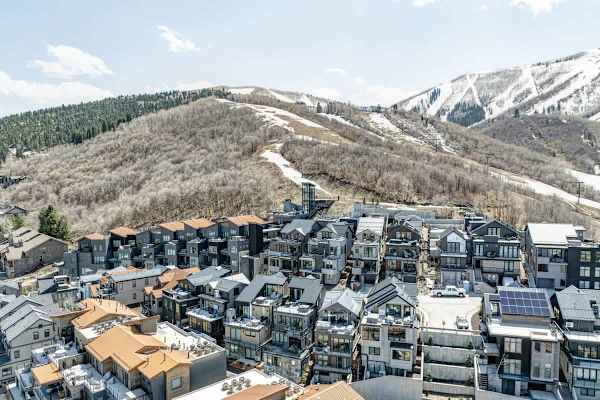 Abode at Powder King, ski-in/ski-out, hot tub, fire pit, PCMR
