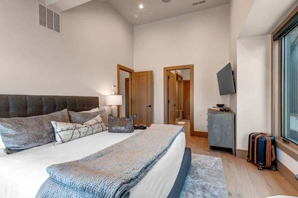 Abode at Powder King, ski-in/ski-out, hot tub, fire pit, PCMR