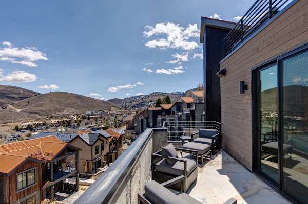 Abode at Powder King, ski-in/ski-out, hot tub, fire pit, PCMR