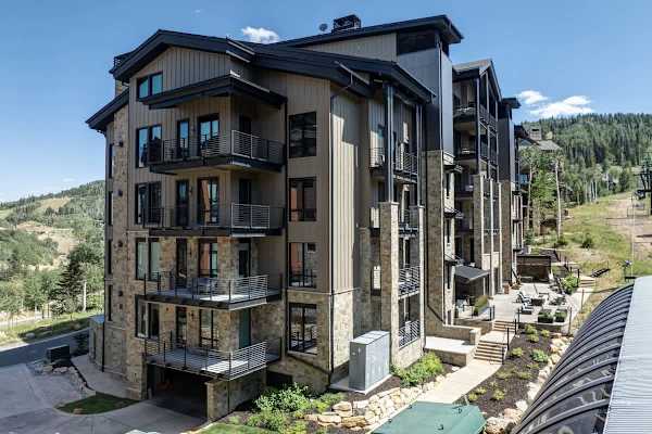 Abode at Horizon View, ski-in/ski-out, hot tub, panoramic views