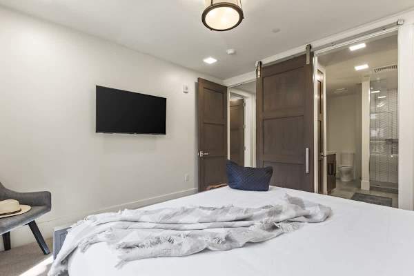 Abode at Horizon View, ski-in/ski-out, hot tub, panoramic views