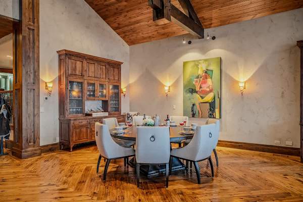 Abode at Mountains Edge, ski-in/ski-out, hot tub, pool table