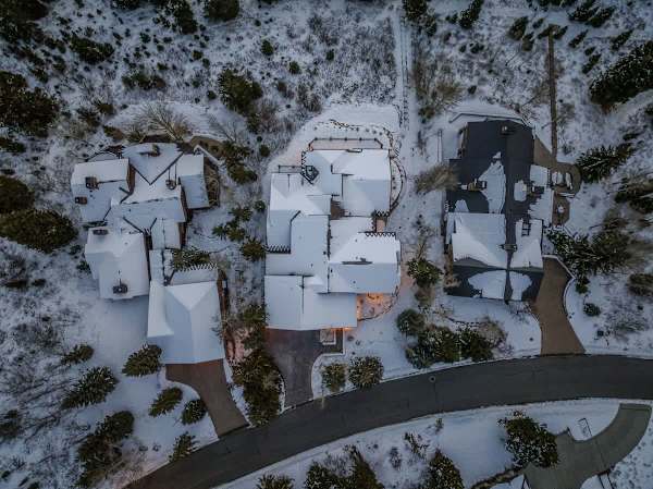 Abode at Mountains Edge, ski-in/ski-out, hot tub, pool table