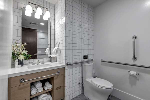 Abode at The Nook, ski-in/ski-out, gym, Deer Valley