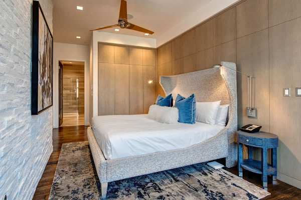 Abode at Parkite #24, hot tub, balcony overlooking Main Street, gym, luxury condo