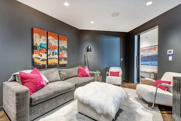 Abode at Parkite #24, hot tub, balcony overlooking Main Street, gym, luxury condo