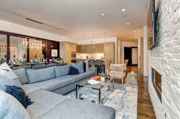 Abode at Parkite #24, hot tub, balcony overlooking Main Street, gym, luxury condo