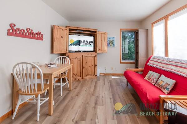 Beachcomber`s Cottage
