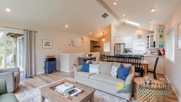 Beachcomber`s Cottage
