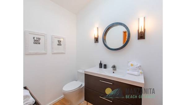 Laurel Beach Club