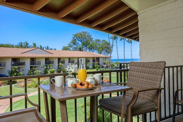 Relax on the private lanai balcony