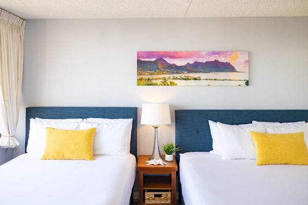 One king-size and one full-size bed 