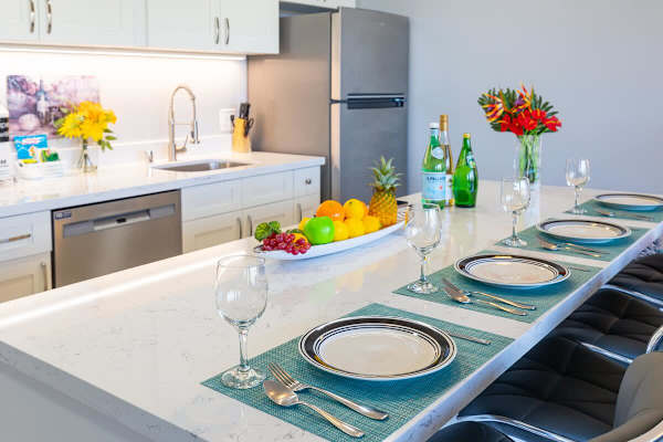 Kitchenware is provided
