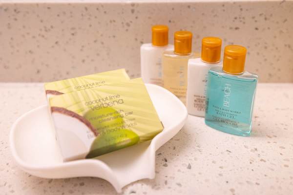 Startup amenities include soap, shampoo, conditioner, shower gel, and lotion