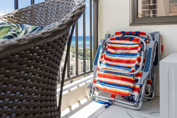 We provide 2 beach chairs for the guests to use