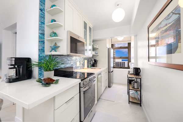 Fully-equipped kitchen for your culinary needs
