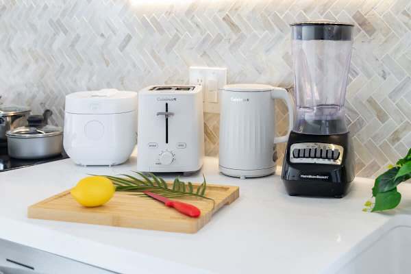 Small appliances available in your kitchen