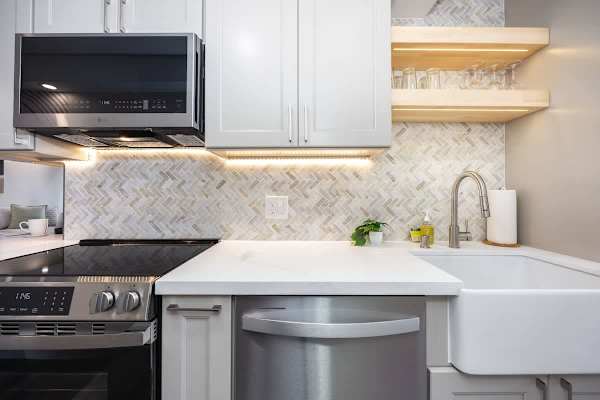 Your fully equipped kitchen with a dishwasher