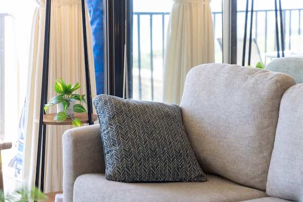 Plush seating area w/ soft furnishings & a welcoming vibe to kick back & relax.