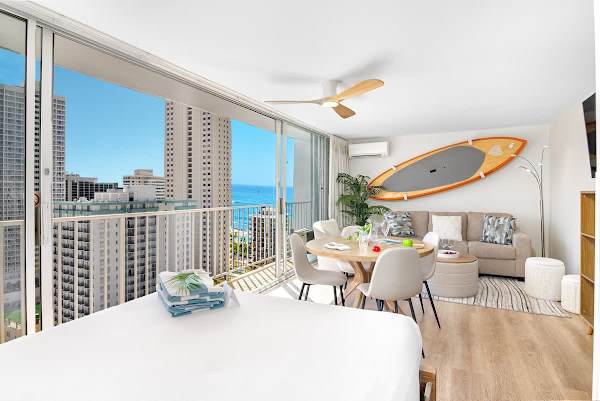 Studio with great ocean views!