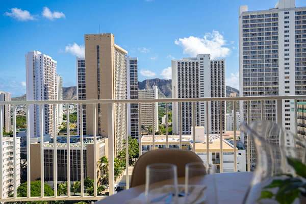Stylish Waikiki Condo w/ Ocean View 3 Min to Beach