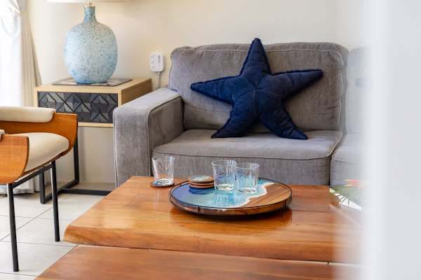 Ready for your happy hour! The perfect spot to unwind with a drink, coastal accents, and chic furnishings