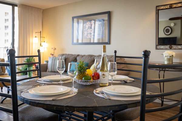 Dining for up to 4 people.
