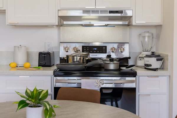 Full kitchen for your culinary needs