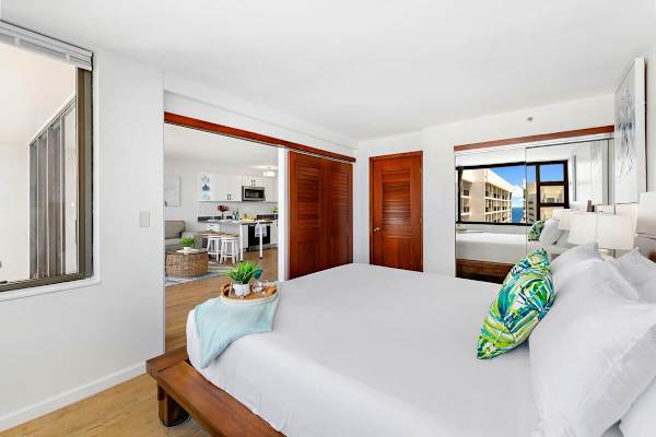 King-size bed